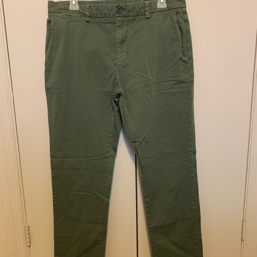 Vineyard Vines Olive Chinos - 32x32